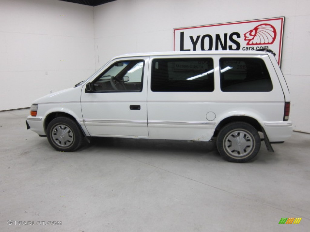 1992 Caravan SE - Bright White / Red photo #14