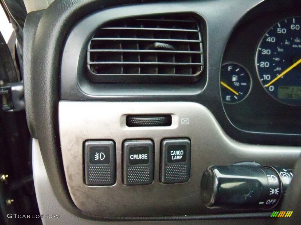 2005 Baja Sport - Monterey Silver Metallic / Medium Gray photo #12