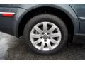 2002 Volkswagen Passat GLS Wagon Wheel and Tire Photo