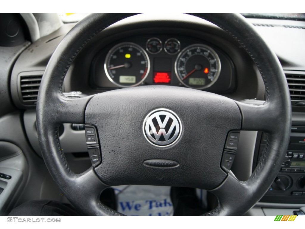 2002 Volkswagen Passat GLS Wagon Grey Steering Wheel Photo #55142081