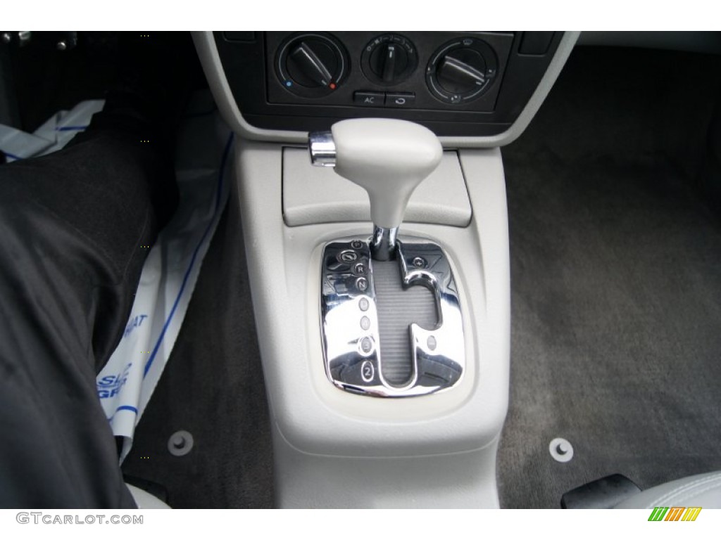 2002 Volkswagen Passat GLS Wagon Transmission Photos