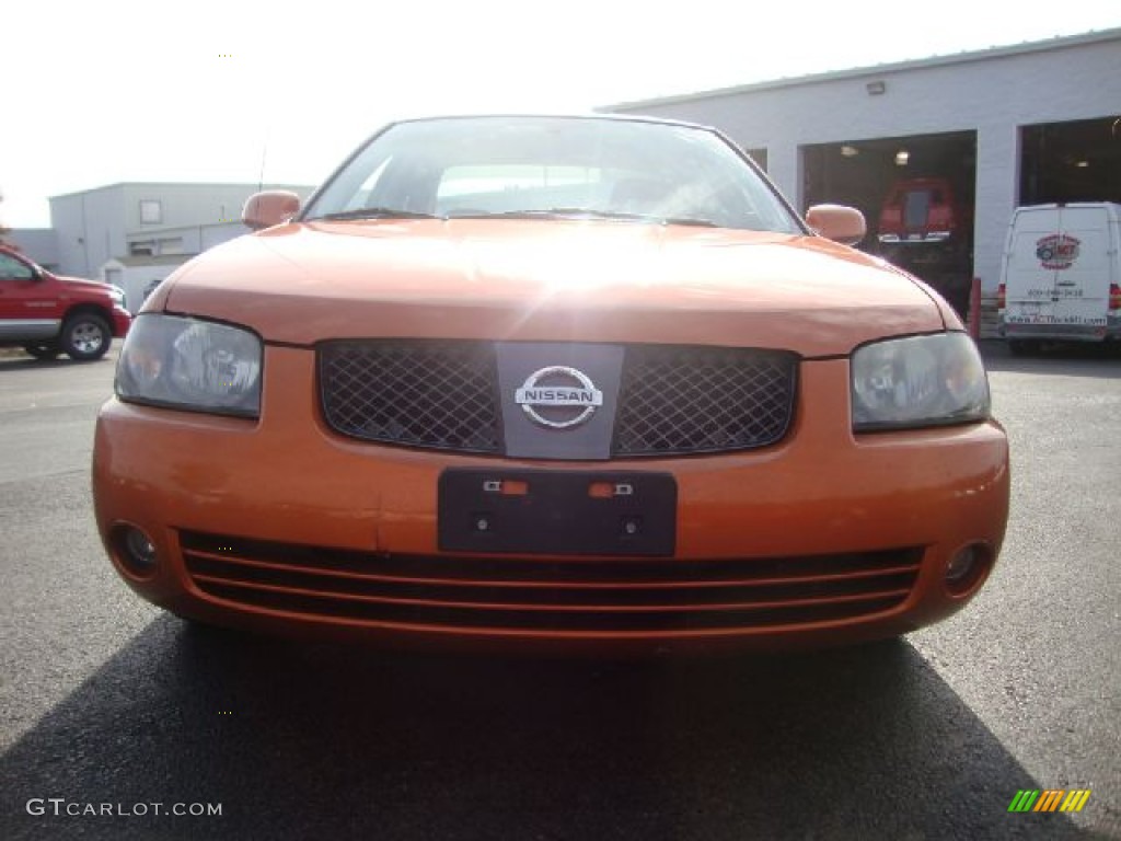 2005 Sentra SE-R - Volcanic Orange / Charcoal photo #8