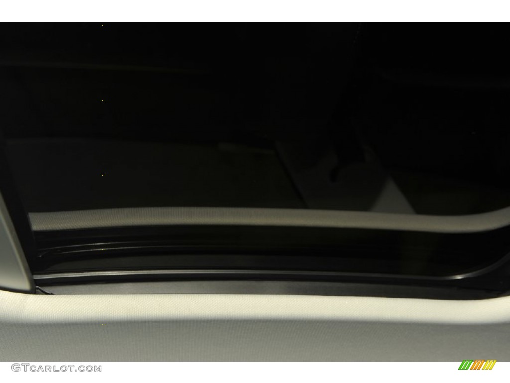 2012 A5 2.0T quattro Coupe - Ibis White / Black photo #25