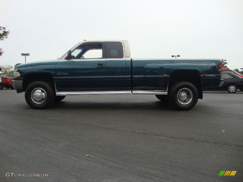 1998 Ram 3500 Laramie SLT Extended Cab 4x4 Dually - Emerald Green Pearl / Mist Gray photo #2