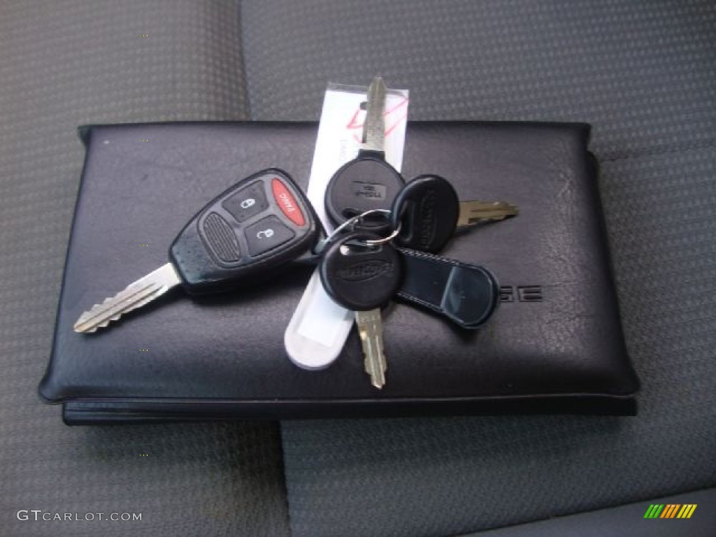 2006 Dodge Dakota SLT Quad Cab Keys Photo #55145669