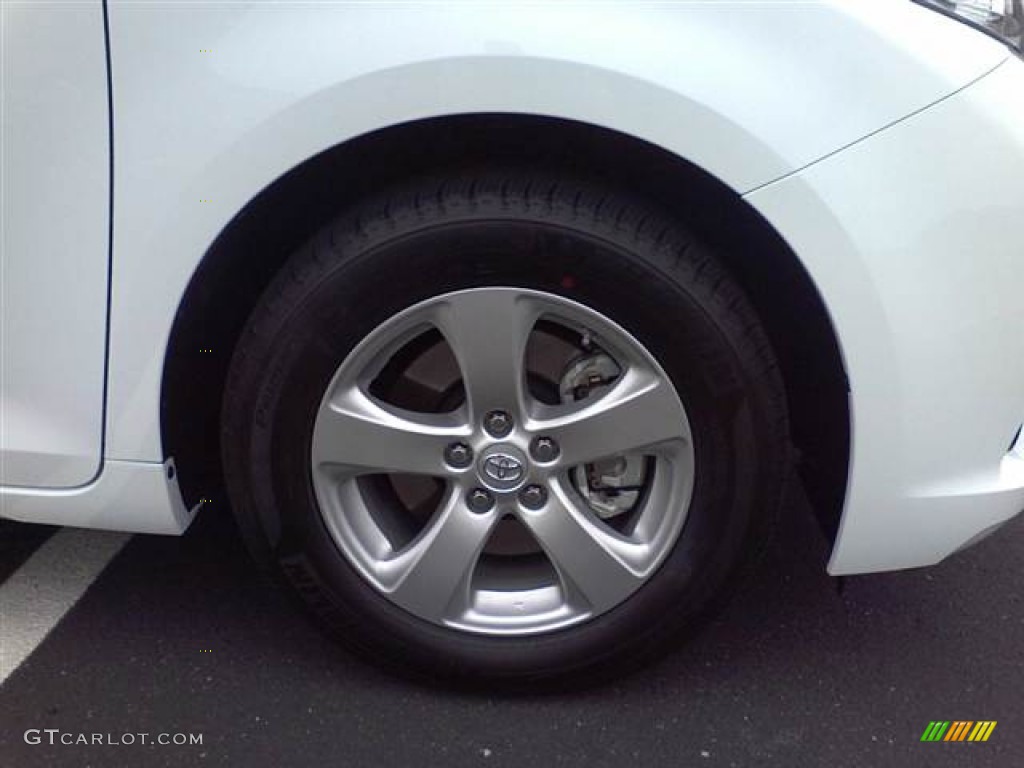 2012 Toyota Sienna LE Wheel Photo #55147709