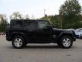 Black - Wrangler Unlimited Sahara 4x4 Photo No. 7