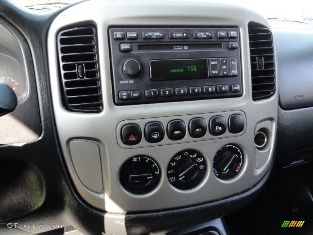2005 Ford Escape Limited Audio System Photos