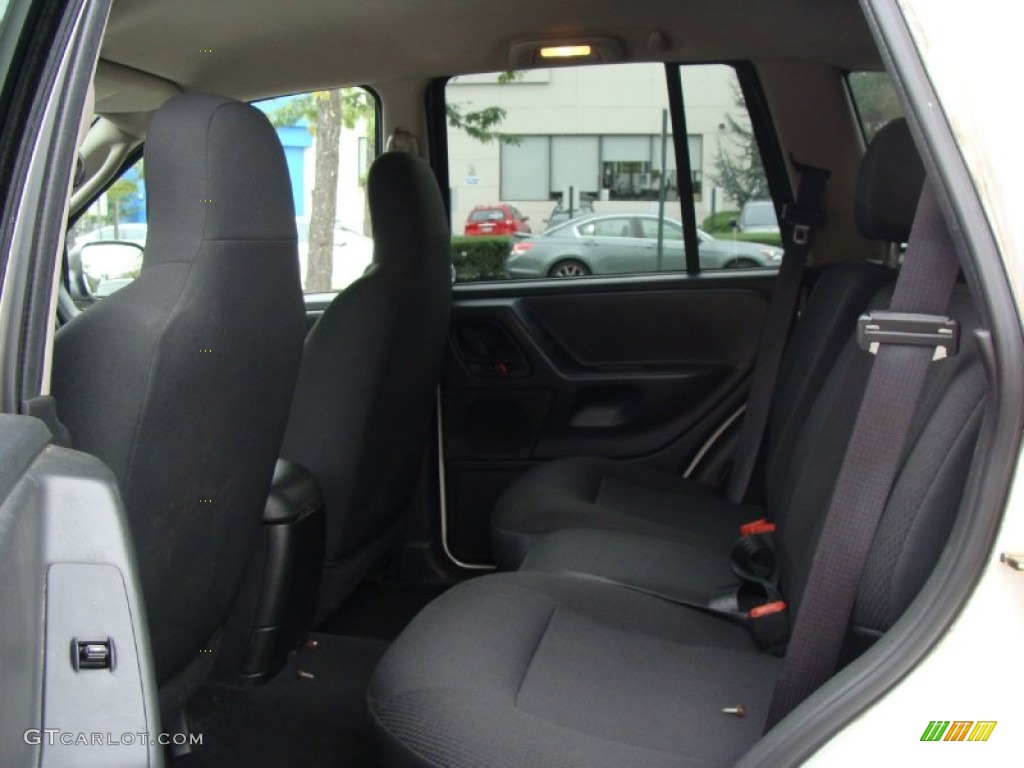 2004 Grand Cherokee Laredo 4x4 - Stone White / Dark Slate Gray photo #17