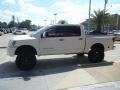 2005 White Nissan Titan LE Crew Cab 4x4  photo #5