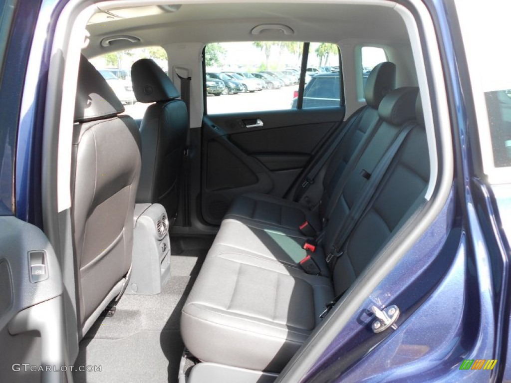 Black Interior 2012 Volkswagen Tiguan SE Photo #55155022
