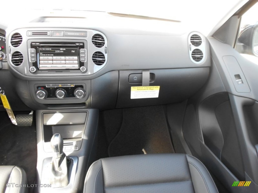 2012 Volkswagen Tiguan SE Black Dashboard Photo #55155029