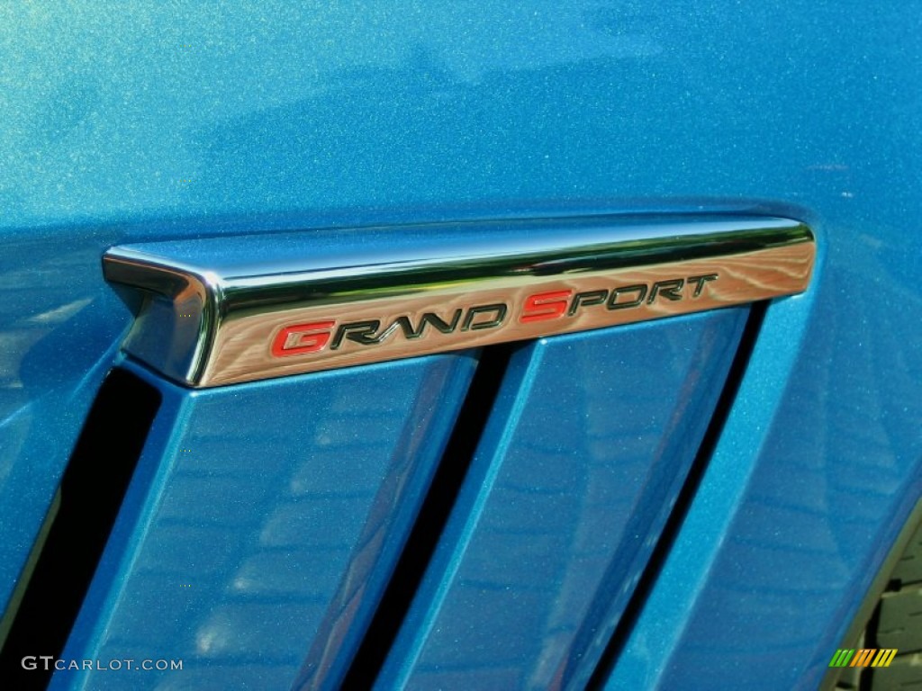 2010 Chevrolet Corvette Grand Sport Convertible Marks and Logos Photos
