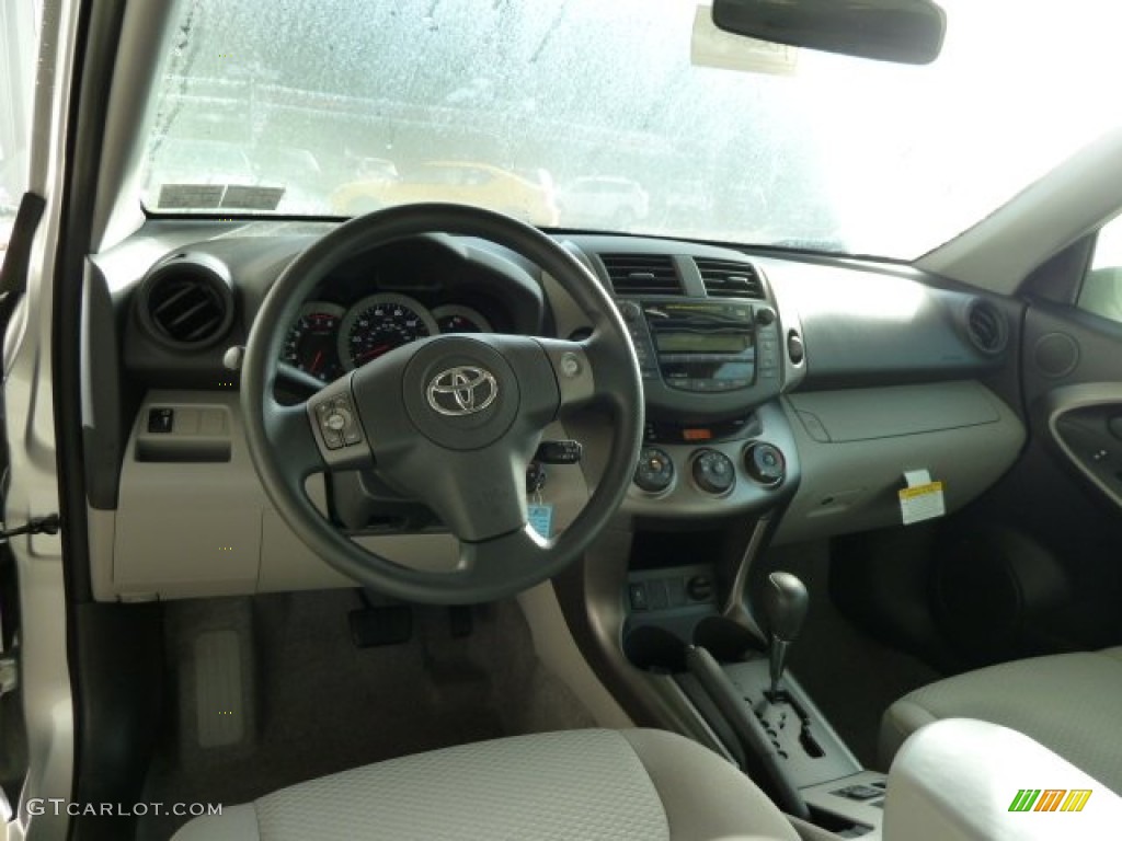 2011 RAV4 I4 4WD - Classic Silver Metallic / Ash photo #10