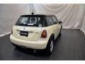Pepper White - Cooper Hardtop Photo No. 2