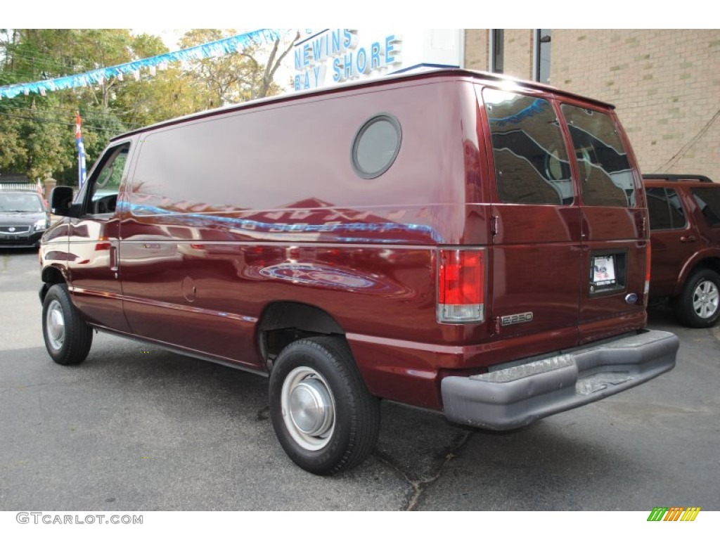 2006 E Series Van E250 Cargo - Toreador Red Metallic / Medium Flint Grey photo #4