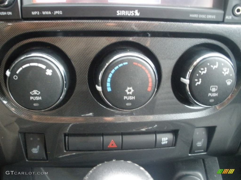 2009 Dodge Challenger R/T Controls Photo #55158953