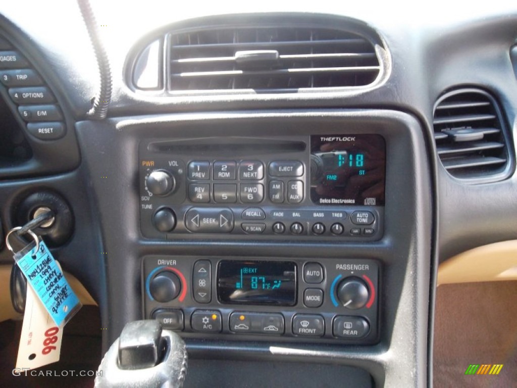 1999 Chevrolet Corvette Convertible Controls Photo #55160802
