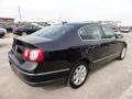 Deep Black - Passat 2.0T Sedan Photo No. 8