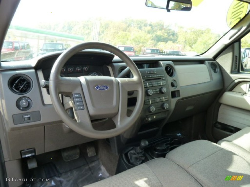 2010 F150 STX SuperCab 4x4 - Tuxedo Black / Medium Stone photo #18