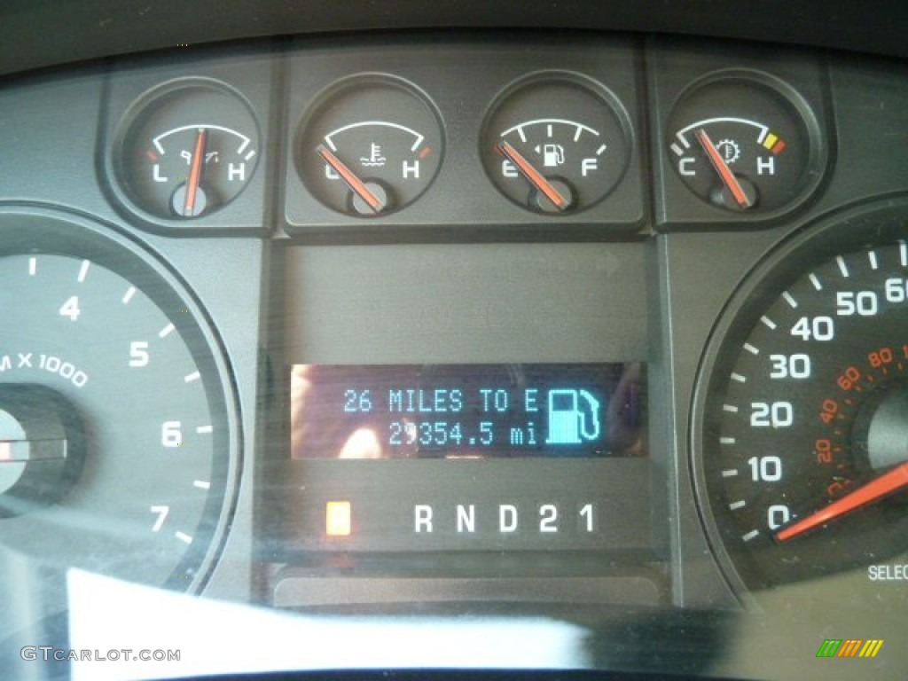 2010 F150 STX SuperCab 4x4 - Tuxedo Black / Medium Stone photo #25