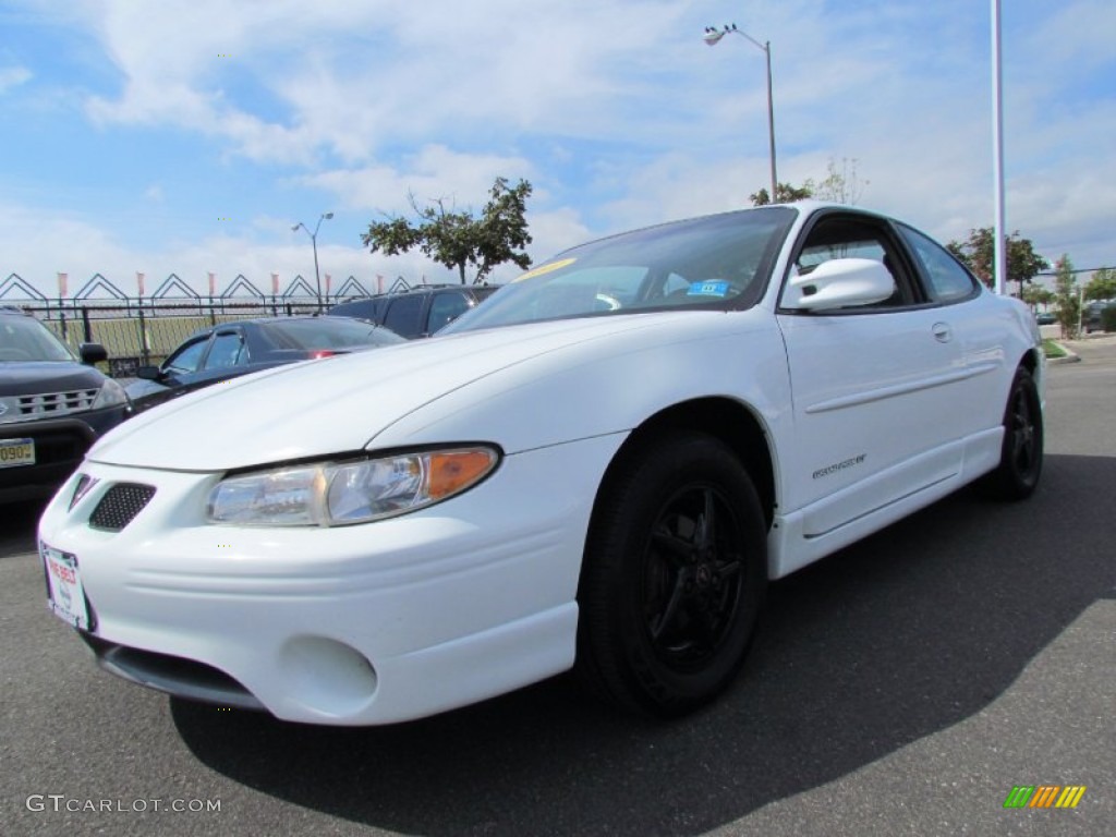 2001 Grand Prix GT Coupe - Arctic White / Graphite photo #1