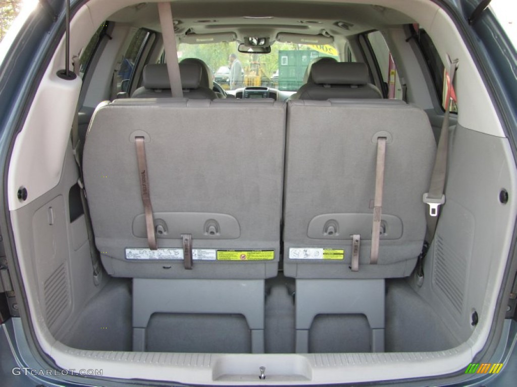 2007 Sedona EX - Olive Gray / Gray photo #16