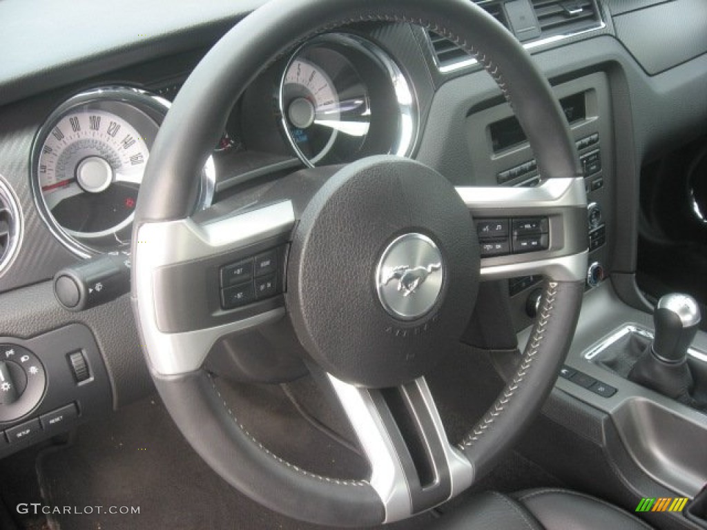 2011 Ford Mustang GT/CS California Special Coupe CS Charcoal Black/Carbon Steering Wheel Photo #55167525