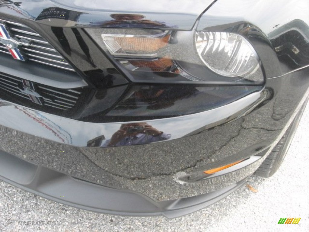 2011 Mustang GT/CS California Special Coupe - Ebony Black / CS Charcoal Black/Carbon photo #45