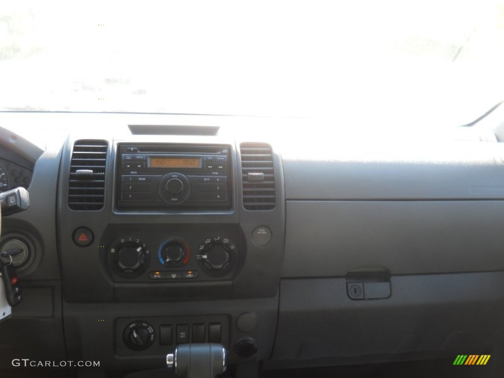 2008 Xterra S 4x4 - Red Brawn / Charcoal photo #20