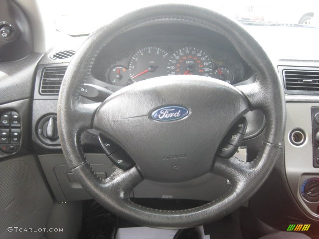2006 Focus ZX4 SES Sedan - Light Tundra Metallic / Dark Flint/Light Flint photo #25