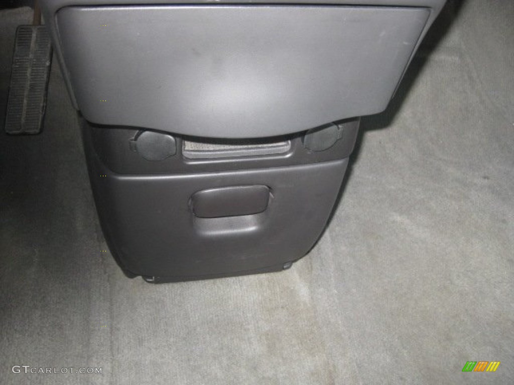 2001 Montana  - Blue Black Metallic / Gray photo #28