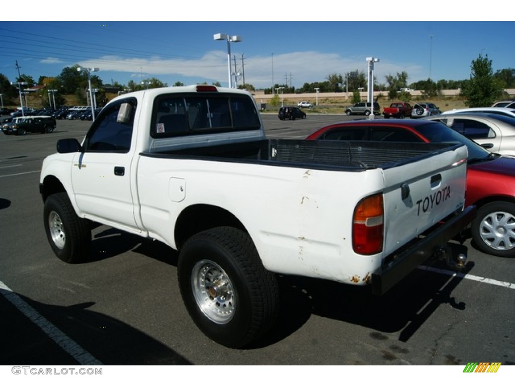 1996 Tacoma Regular Cab 4x4 - White / Gray photo #3