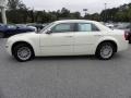 Bright White - 300 Touring Photo No. 2
