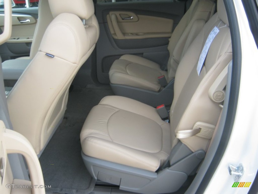 Cashmere/Dark Gray Interior 2012 Chevrolet Traverse LT Photo #55177527