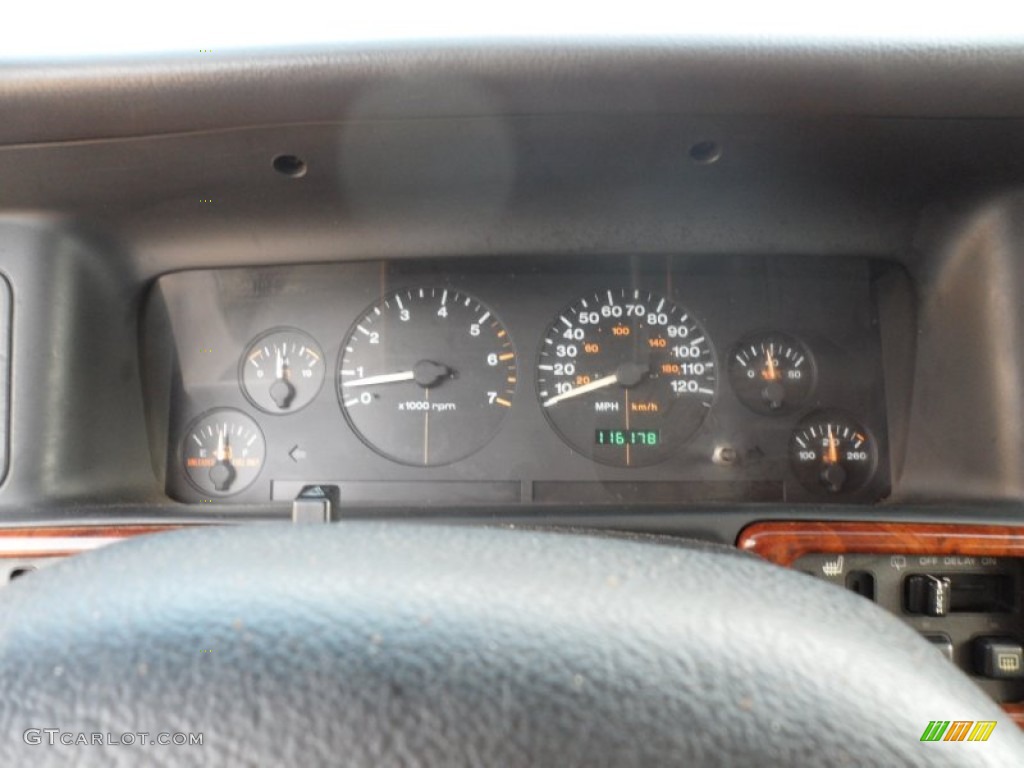 1998 Jeep Grand Cherokee Limited 4x4 Gauges Photo #55180593