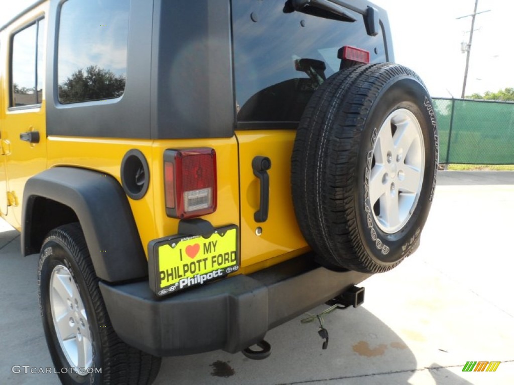 2009 Wrangler Unlimited X 4x4 - Detonator Yellow / Dark Slate Gray/Medium Slate Gray photo #20