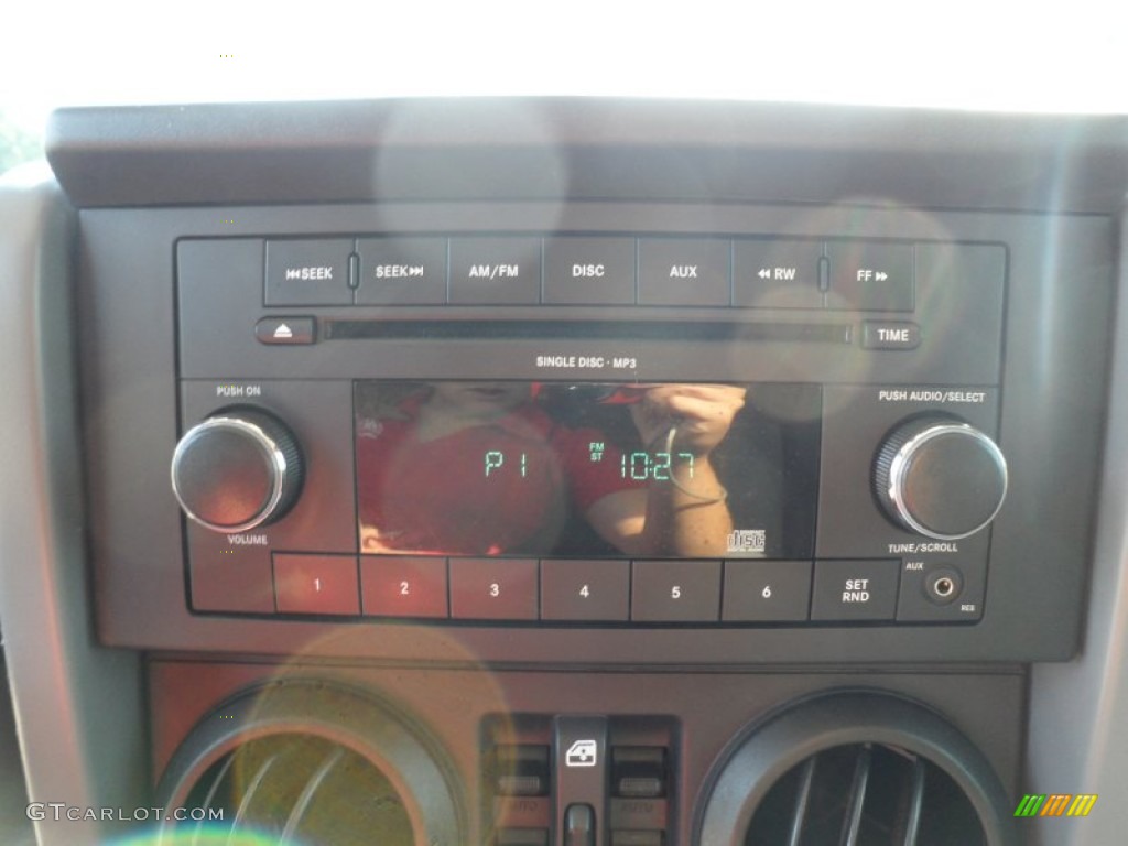 2009 Wrangler Unlimited X 4x4 - Detonator Yellow / Dark Slate Gray/Medium Slate Gray photo #39