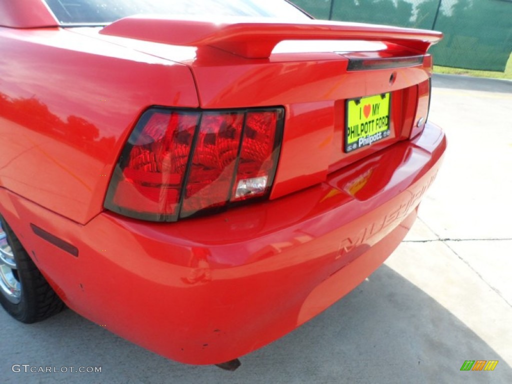 2001 Mustang V6 Coupe - Performance Red / Medium Parchment photo #19