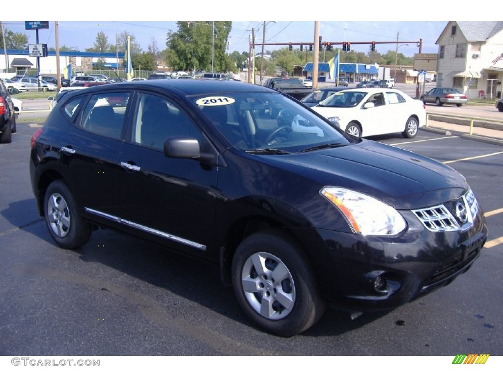 2011 Rogue S AWD - Wicked Black / Black photo #3