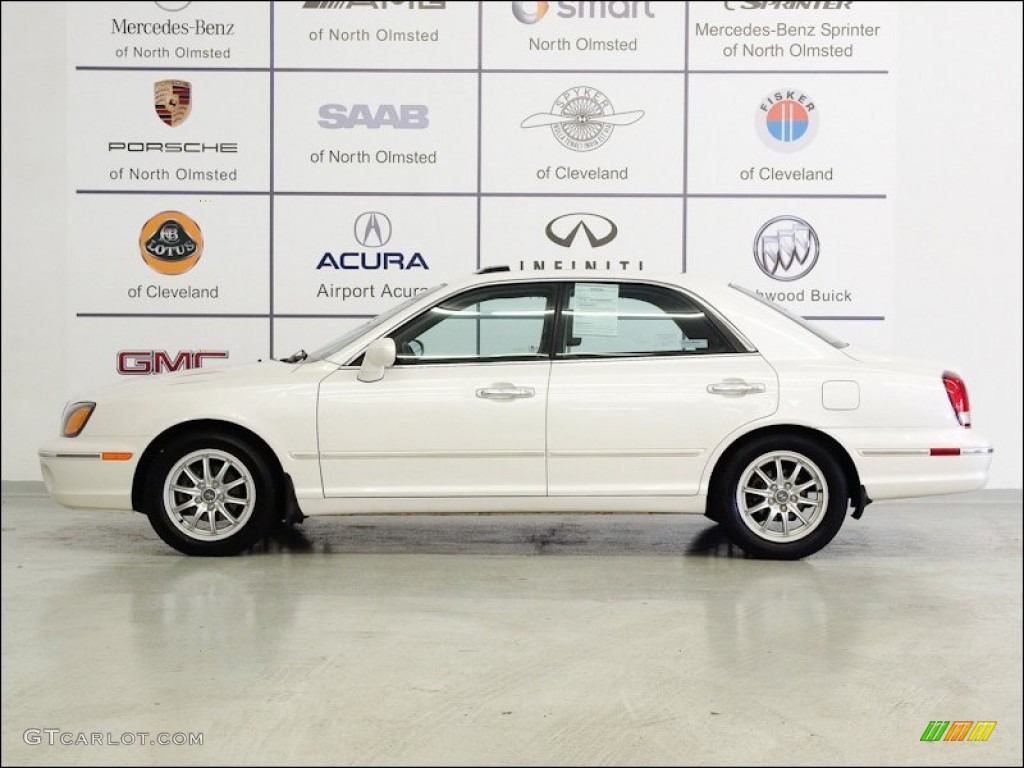 2002 XG350 Sedan - Ivory White Pearl / Beige photo #4