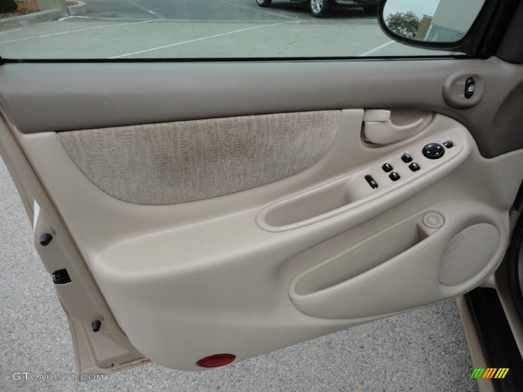 2003 Oldsmobile Alero GL Sedan Door Panel Photos