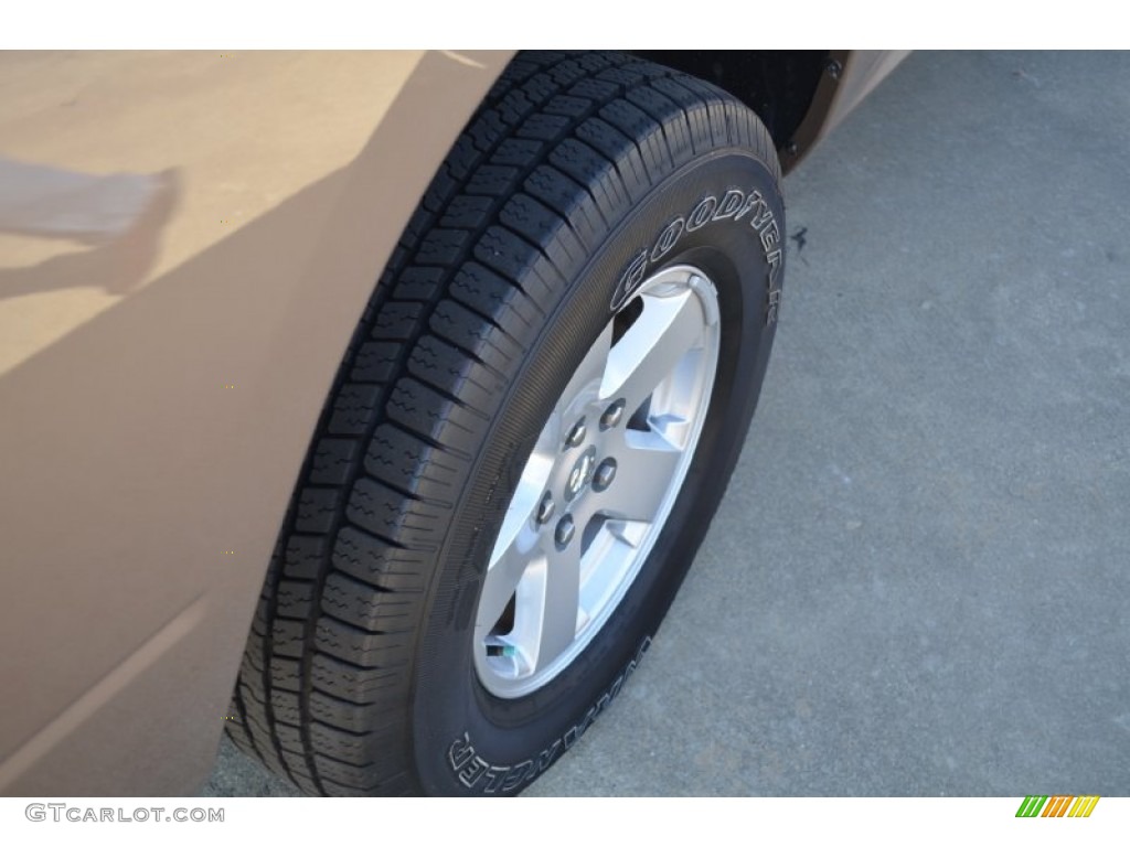 2010 Ram 1500 SLT Quad Cab 4x4 - Austin Tan Pearl / Light Pebble Beige/Bark Brown photo #9