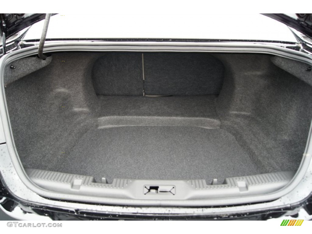 2012 Ford Taurus SE Trunk Photos