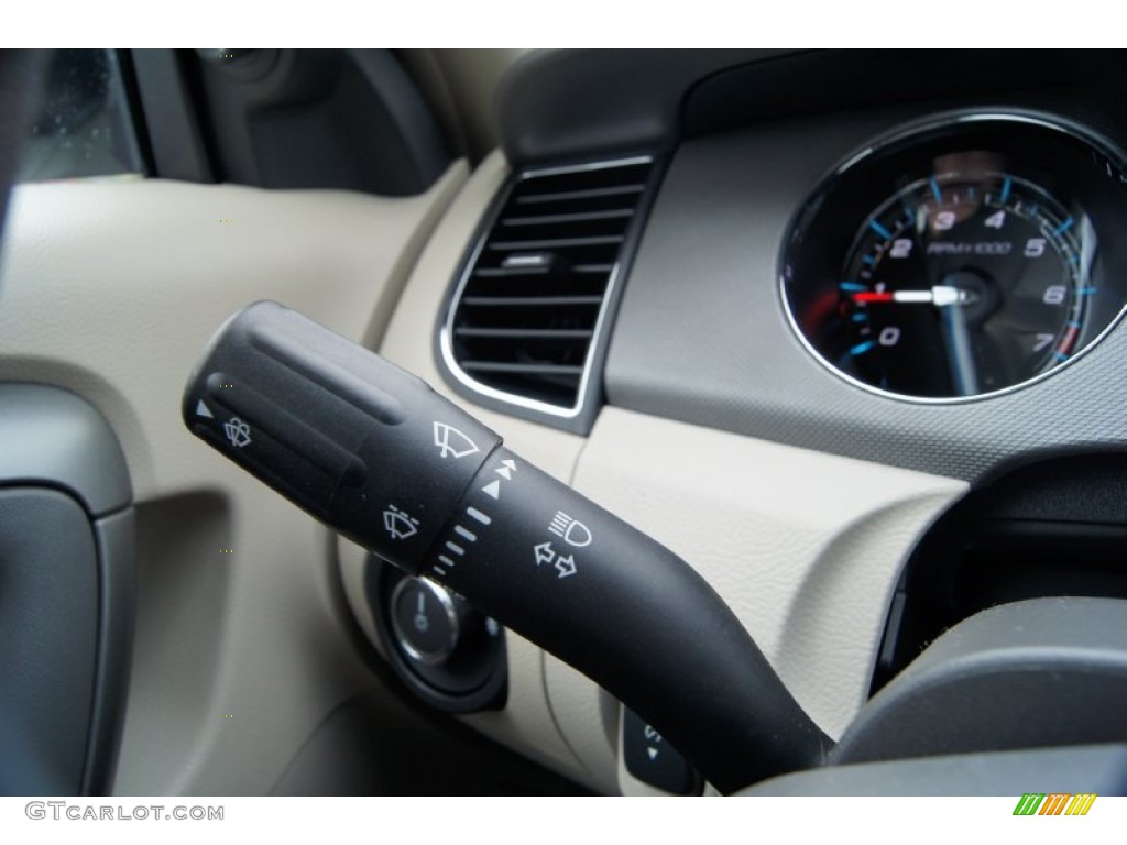 2012 Ford Taurus SE Controls Photo #55192950