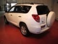Super White - RAV4 4WD Photo No. 4