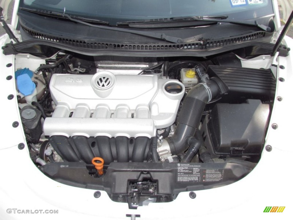 2008 Volkswagen New Beetle Triple White Coupe 2.5L DOHC 20V 5 Cylinder Engine Photo #55195275