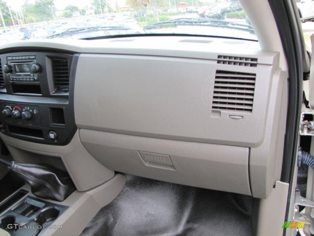 2008 Ram 1500 ST Regular Cab - Bright Silver Metallic / Medium Slate Gray photo #15