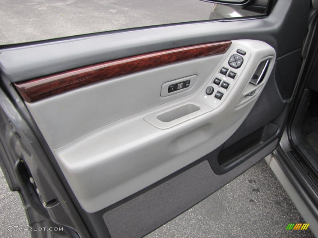 2004 Jeep Grand Cherokee Overland Dark Slate Gray Door Panel Photo #55199817