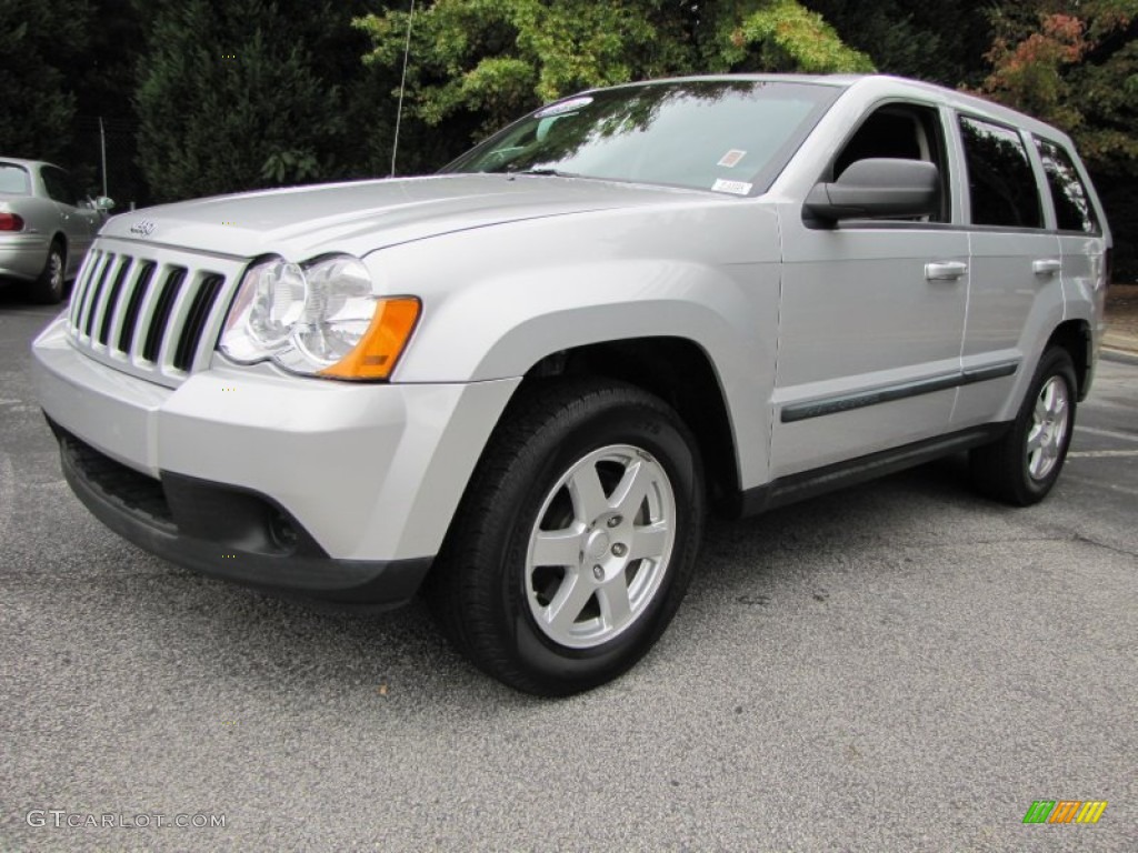 2008 Grand Cherokee Laredo - Bright Silver Metallic / Dark Slate Gray photo #1
